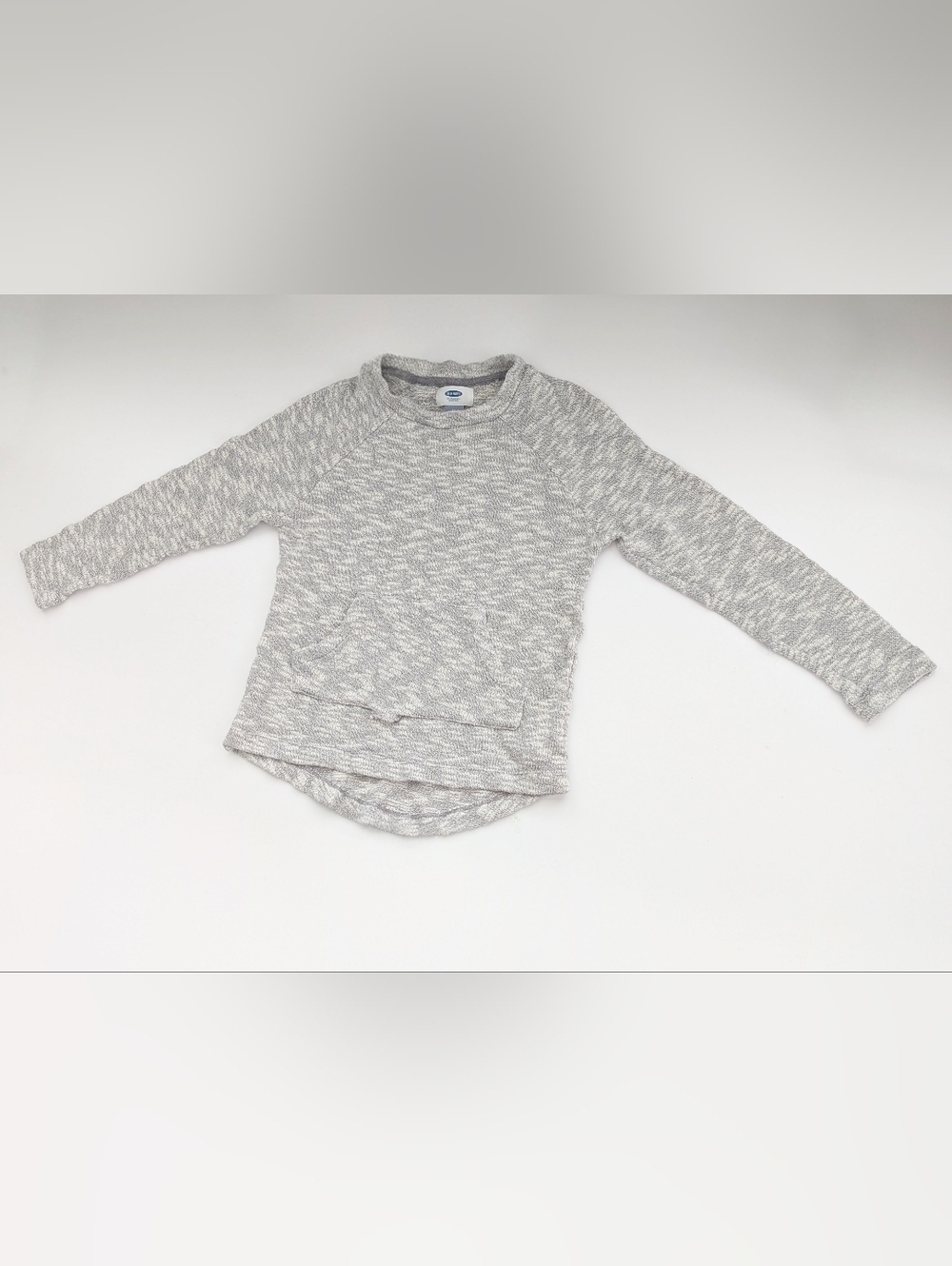 Old Navy Girls' (Size 8/Medium) Gray & White Cozy Sweater/Sweatshirt
